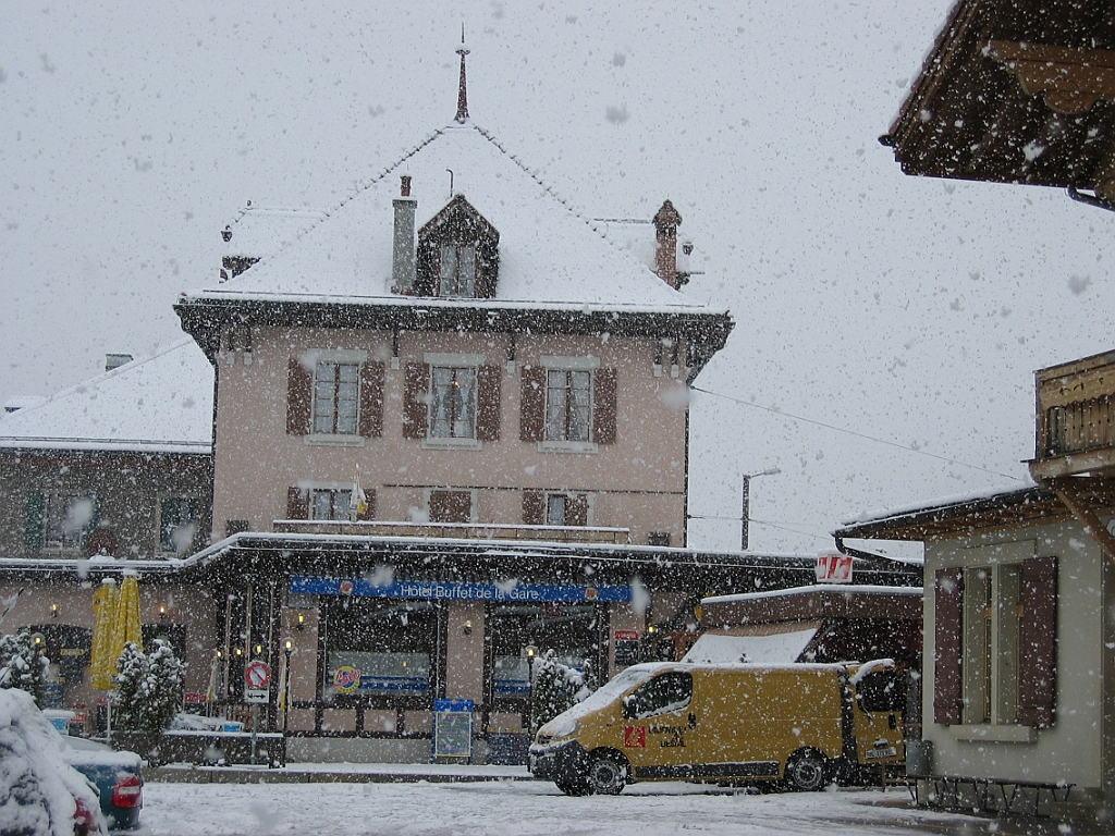 Suisse 44 - Château d'Oex.jpg